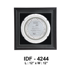kapiltcg: -Trophy-Wooden and Metal Trophy IDF 4244 / L: 12